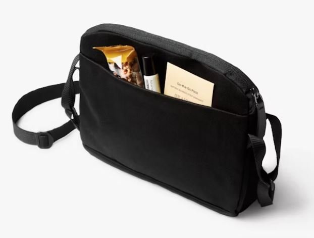 City Plus Pouch - Melbourne Black | Bellroy | Travel Bags | Thirty 16 Williamstown